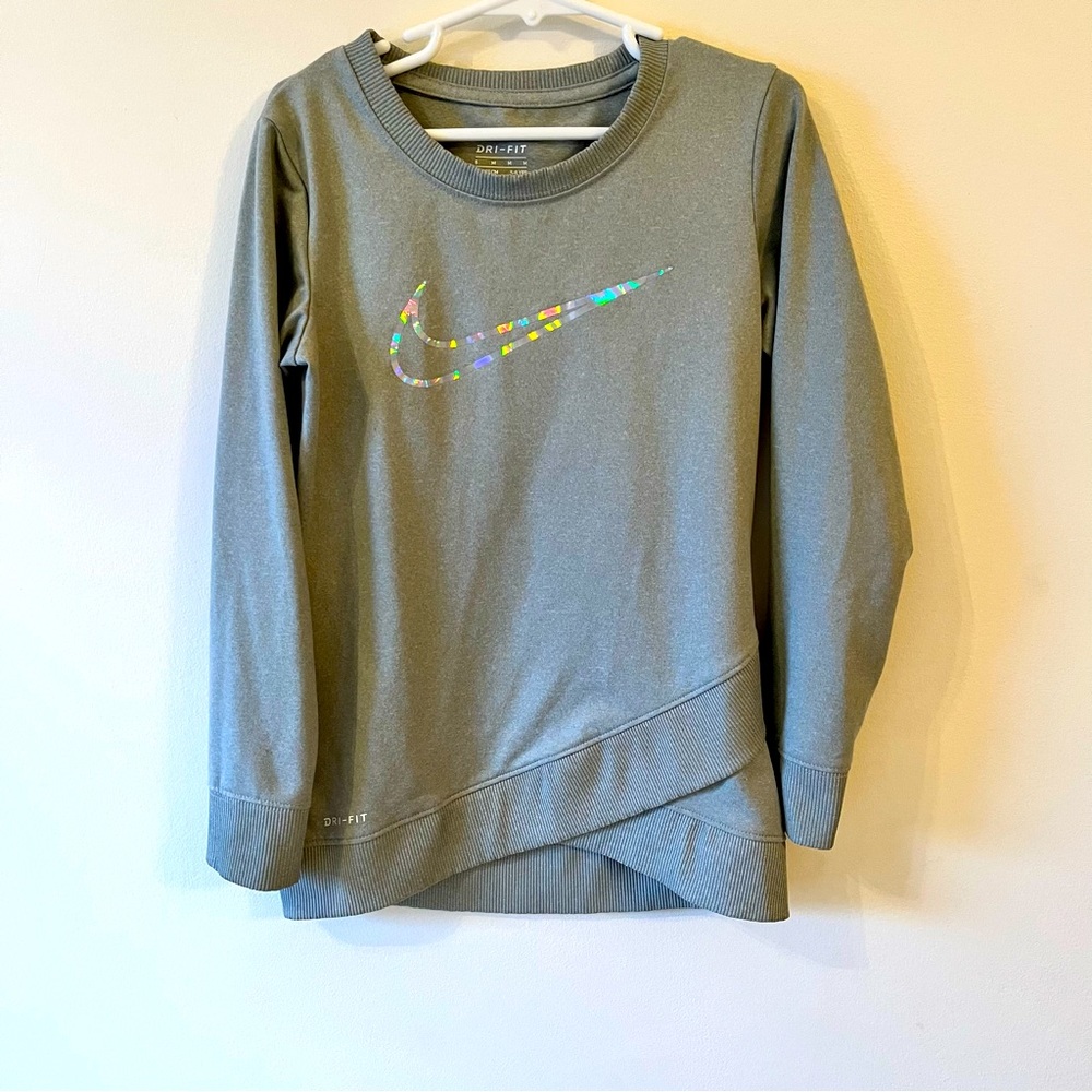 Nike drift shirt metallic swoosh